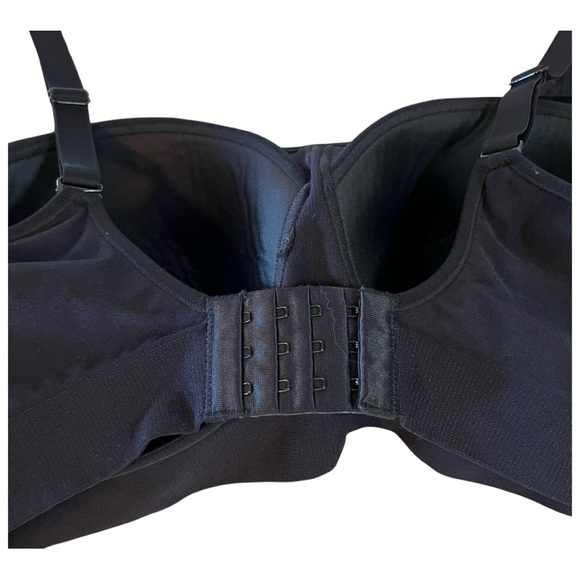 Underoutfit Sleek Black Comfort Bra - Picture 5 of 11